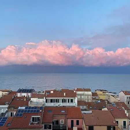 L'attico Sul Mare Порто-Реканати